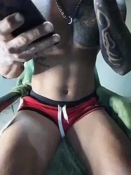 moody1996- online show from 03-12-26, 01:23