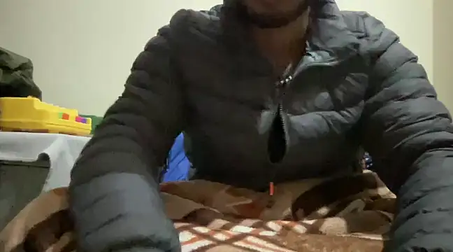 Snapshot of aesthetic_rohanxxx chatting on 12-20-24, 08:38 aesthetic rohanxxx online show from 12-20-24, 08:38