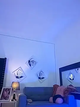 Snapshot of CampbelGinger chatting on 03-22-25, 11:32 CampbelGinger online show from 03-22-25, 11:32