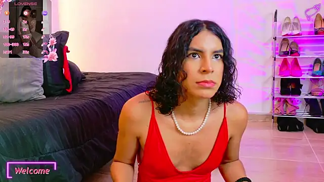 Snapshot of CampbelGinger chatting on 10-21-25, 01:28 CampbelGinger online show from 10-21-25, 01:28