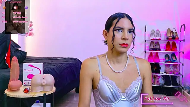 Snapshot of CampbelGinger chatting on 11-07-25, 01:38 CampbelGinger online show from 11-07-25, 01:38