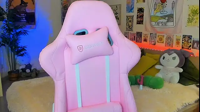 Sunny Elly online show from 01-27-25, 09:23