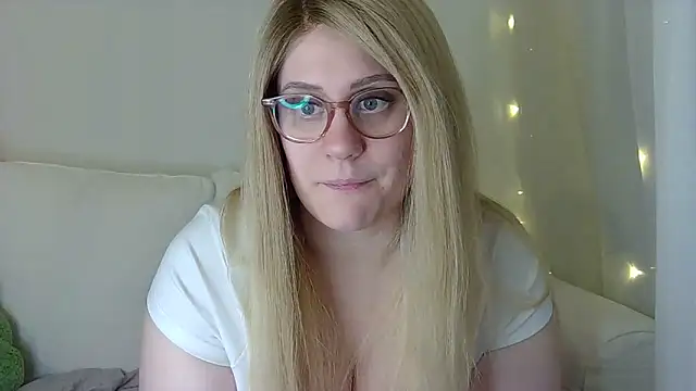 Snapshot of miramore chatting on 12-03-24, 06:38 miramore online show from 12-03-24, 06:38