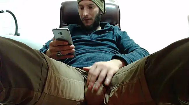 hardbigcock16 online show from 01-01-25, 12:44