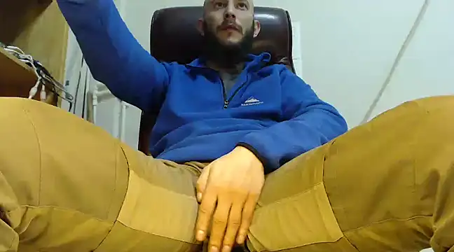 hardbigcock16 online show from 01-20-25, 06:42