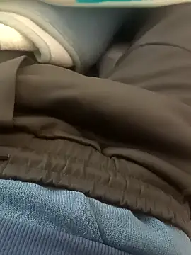 zazaza12ratyuijgg online show from 04-15-26, 12:45