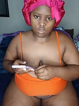 queenxdede online show from 05-15-26, 04:03