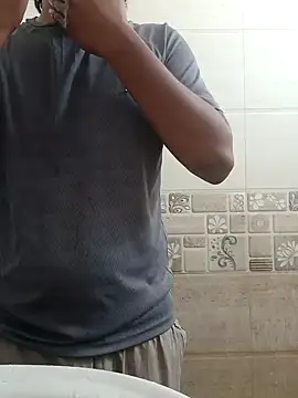 Snapshot of Long_Laster chatting on 02-09-25, 04:25 Long Laster online show from 02-09-25, 04:25