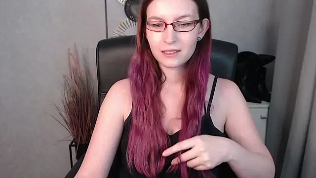 emmaxDelight online show from 02-04-25, 06:36