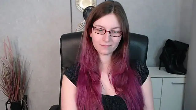 emmaxDelight online show from 02-14-25, 09:34