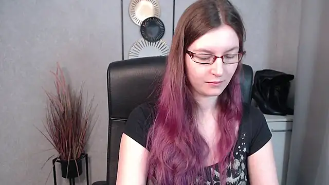 emmaxDelight online show from 03-04-25, 06:37