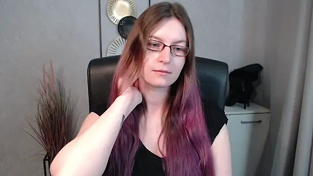 emmaxDelight online show from 03-05-25, 10:33