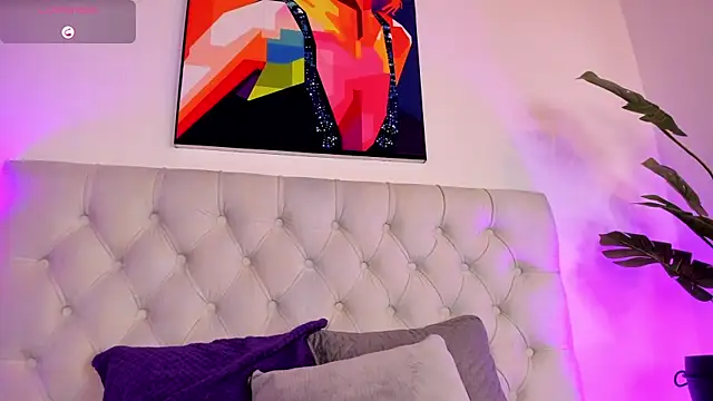 Snapshot of Mia_ross16 chatting on 02-01-25, 07:34 Mia ross16 online show from 02-01-25, 07:34