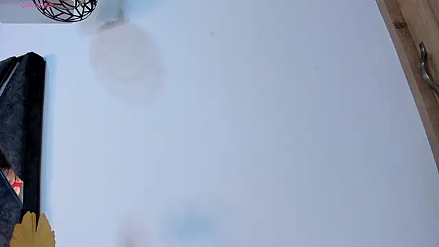 Snapshot of Mia_ross16 chatting on 02-27-25, 08:53 Mia ross16 online show from 02-27-25, 08:53