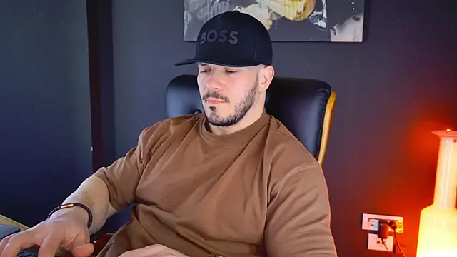 Snapshot of AngeloEric chatting on 01-30-25, 11:11 AngeloEric online show from 01-30-25, 11:11