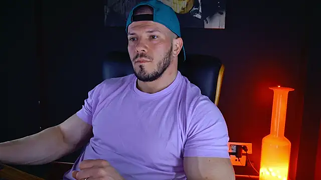 Snapshot of AngeloEric chatting on 03-17-25, 03:50 AngeloEric online show from 03-17-25, 03:50