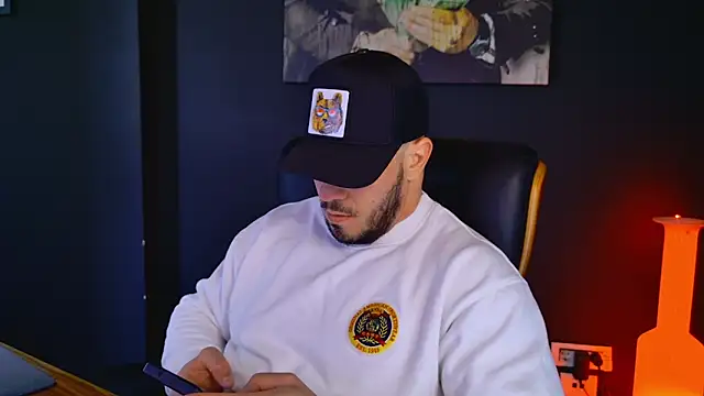 Snapshot of AngeloEric chatting on 03-22-25, 12:35 AngeloEric online show from 03-22-25, 12:35