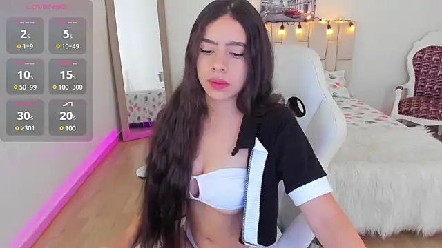 zoe turnner 18 online show from 03-12-25, 11:31