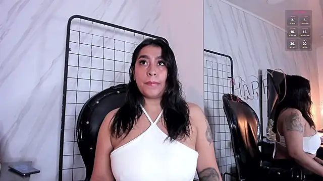 Carolina Arias online show from 02-16-26, 07:54