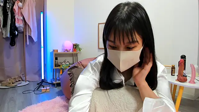 Coco peach online show from 04-19-26, 03:33