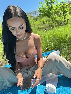 AmandaBby03 online show from 04-26-26, 09:40