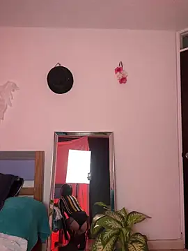 Snapshot of gabykovalenko14 chatting on 01-22-25, 02:48 gabykovalenko14 online show from 01-22-25, 02:48