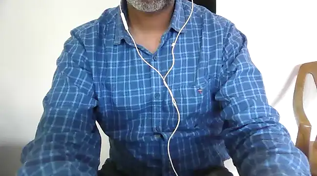 Snapshot of urbrownbunny chatting on 03-20-25, 11:05 urbrownbunny online show from 03-20-25, 11:05