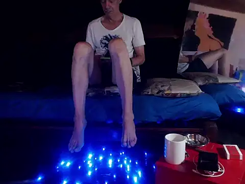 laye19 online show from 09-30-25, 01:10