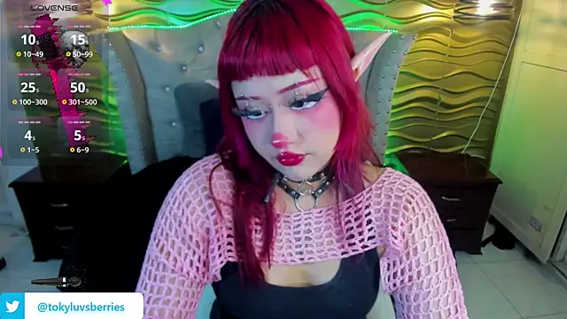 toky doll online show from 01-28-25, 07:53