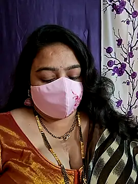 Snapshot of neelu-hoty chatting on 01-08-25, 08:27 neelu-hoty online show from 01-08-25, 08:27