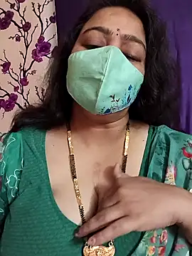 Snapshot of neelu-hoty chatting on 01-13-25, 02:39 neelu-hoty online show from 01-13-25, 02:39