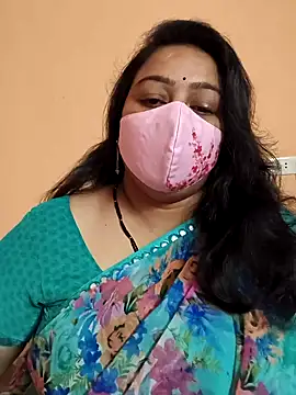 Snapshot of neelu-hoty chatting on 02-07-25, 09:58 neelu-hoty online show from 02-07-25, 09:58