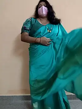 Snapshot of neelu-hoty chatting on 02-09-25, 04:07 neelu-hoty online show from 02-09-25, 04:07