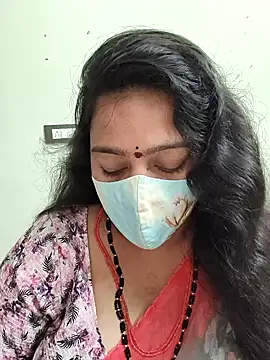 Snapshot of neelu-hoty chatting on 10-25-25, 08:00 neelu-hoty online show from 10-25-25, 08:00