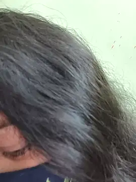 Snapshot of neelu-hoty chatting on 10-27-25, 08:29 neelu-hoty online show from 10-27-25, 08:29