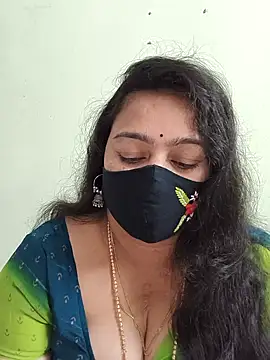 Snapshot of neelu-hoty chatting on 11-11-25, 12:49 neelu-hoty online show from 11-11-25, 12:49