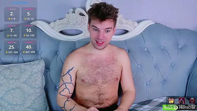 ArthurWhitee online show from 04-10-26, 08:41