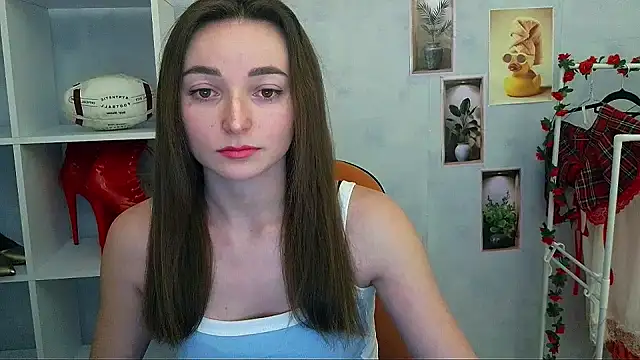  Barbie Kiss  online show from 01-14-26, 12:33