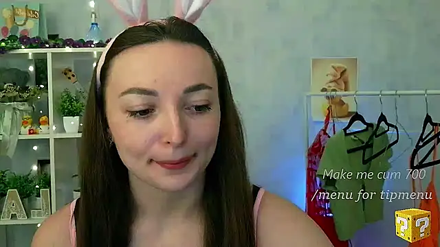  Barbie Kiss  online show from 04-04-26, 02:03