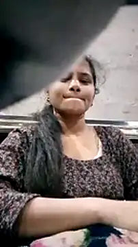 VyingAviary online show from 02-06-25, 06:02