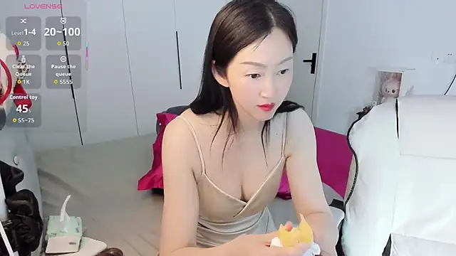 Snapshot of paopao-a chatting on 04-24-26, 03:25 paopao-a online show from 04-24-26, 03:25