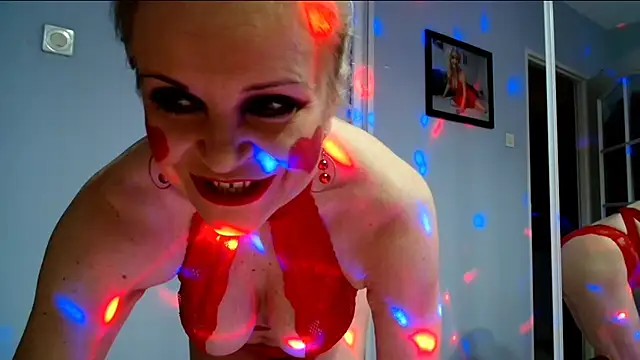 Snapshot of sexyjennyeu chatting on 02-14-25, 08:26 sexyjennyeu online show from 02-14-25, 08:26