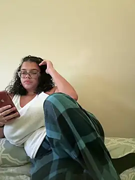 Snapshot of kelsmx chatting on 10-11-25, 07:01 kelsmx online show from 10-11-25, 07:01