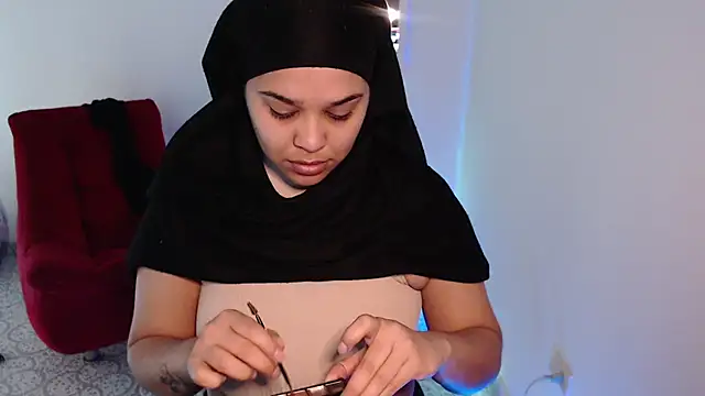 Snapshot of VenussTits97 chatting on 03-10-25, 11:49 VenussTits97 online show from 03-10-25, 11:49