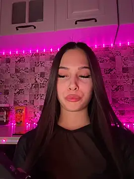 EricaWalls online show from 02-17-25, 10:36