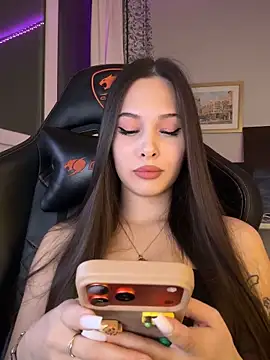 EricaWalls online show from 02-05-26, 06:45