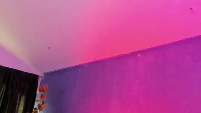 Snapshot of vanelope11 chatting on 03-18-25, 06:48 vanelope11 online show from 03-18-25, 06:48