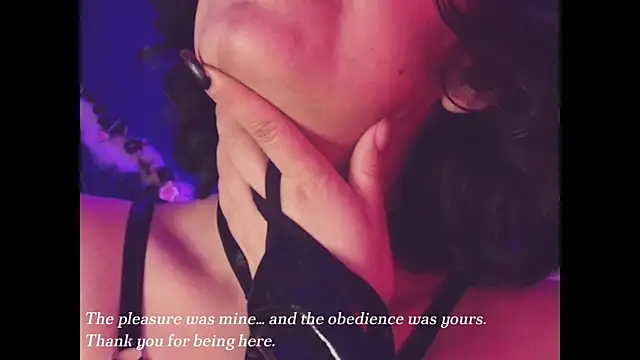 Snapshot of vanelope11 chatting on 10-18-25, 07:14 vanelope11 online show from 10-18-25, 07:14