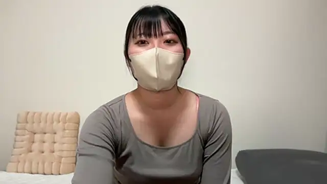 Snapshot of Mao_cute_10 chatting on 04-26-26, 04:15 Mao cute 10 online show from 04-26-26, 04:15