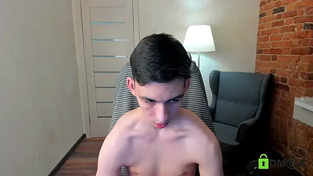 Snapshot of Ul_Tima chatting on 12-21-24, 08:54 Ul Tima online show from 12-21-24, 08:54